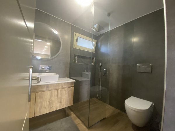 Isolated Villa GGK — снимка 2