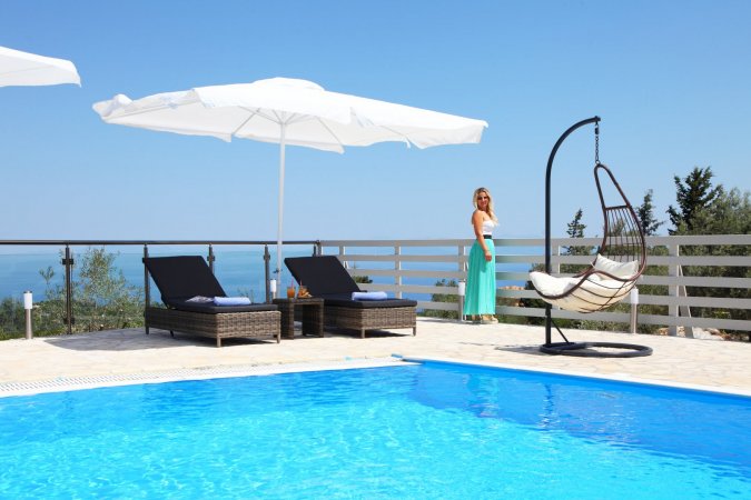 Villa Goudis guarantees you a luxurious stay, You will enjoy the immense blue of the Ionian Sea — фотографија 4