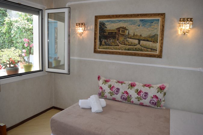 Nicola's House with private parking — снимка 5