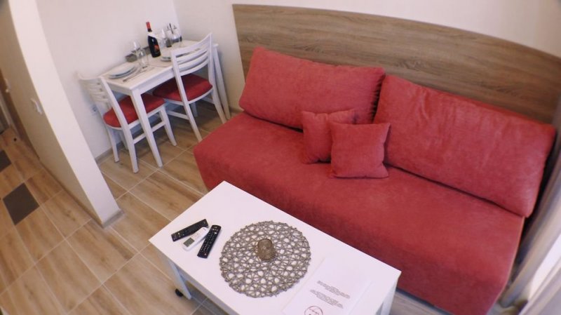 Accogliente monolocale N37 per pernottamenti con PARCHEGGIO incluso nel complesso Papaya, Varna — foto 2