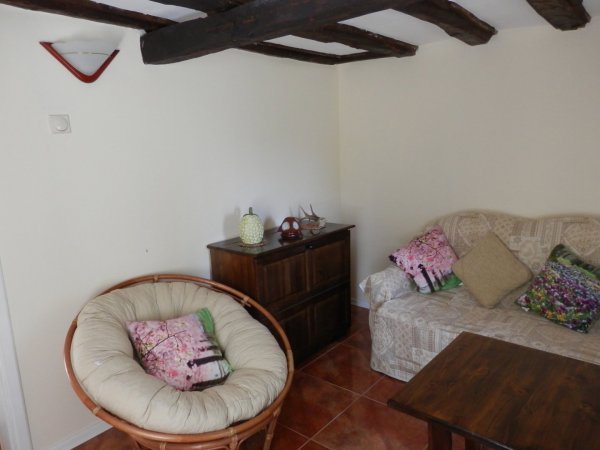 Detached Bulgarian House in the village of Marinka - 5 minutes from the Sea — снимка 5