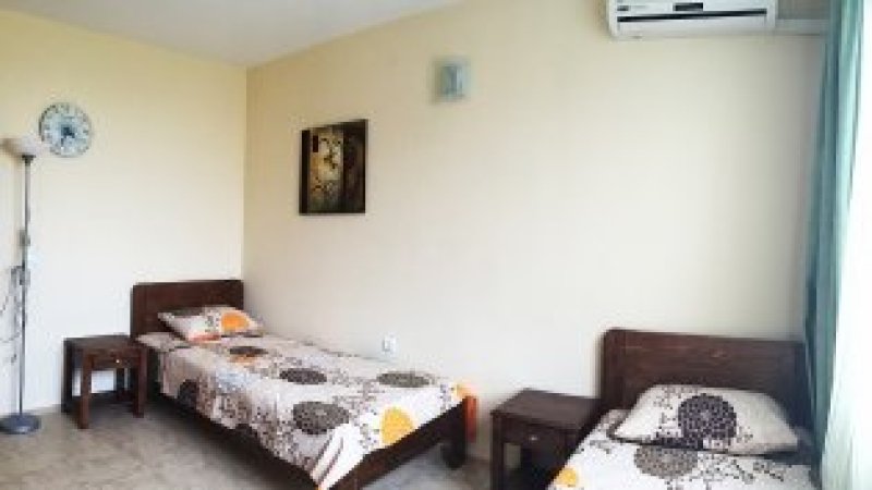 Apartment with 2 bedrooms in Sveti Vlas — фотографија 5
