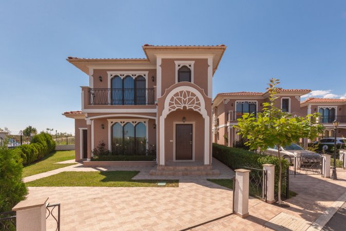 Villa "Romance" — фотографија 1