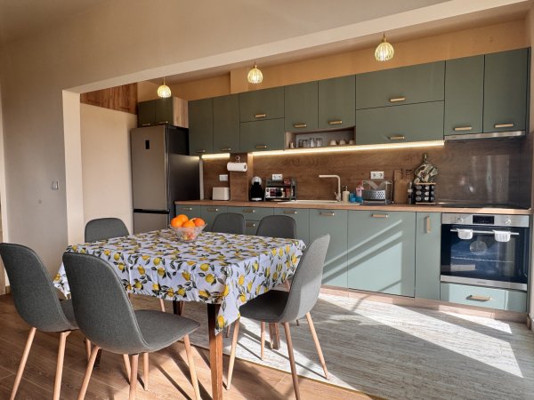 Spacious 3 Bedroom Apartment - Laveli — снимка 2