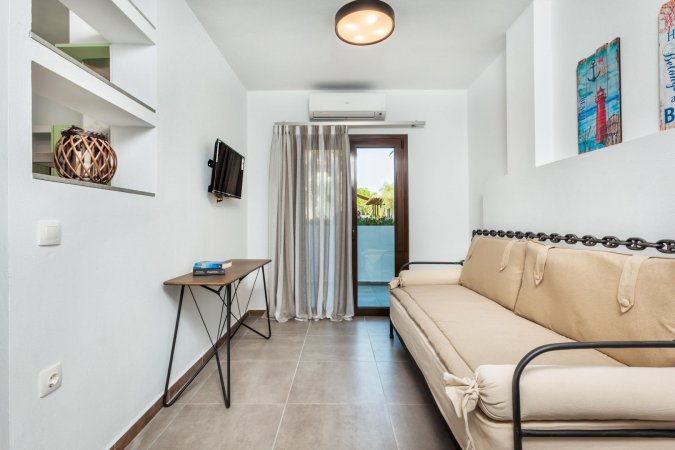 Oasis Chanioti Holiday Home - Ground Floor — снимка 2