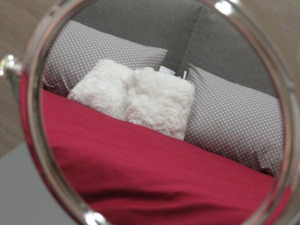 OLIVE GREEN APARTMENT near airport — снимка 3