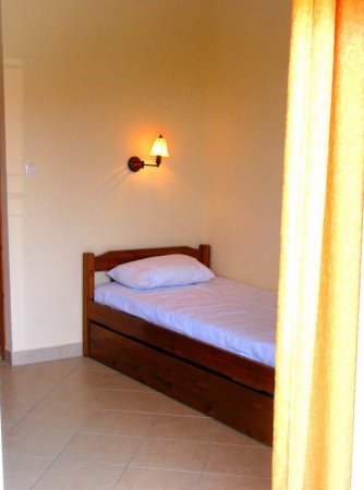 SERVETAS APARTMENTS — снимка 2