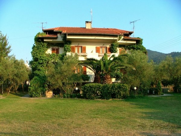 Villa Vourvourou large apartment — снимка 1