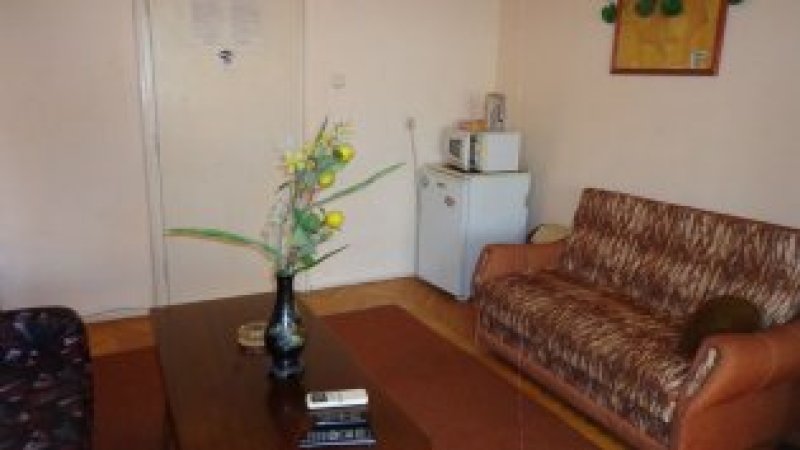 Studio in central Varna — фотографија 4