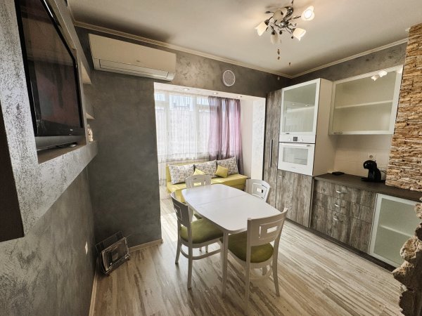 1BR Apartment Next to Grand Mall Varna