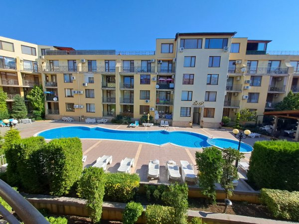 One bedroom apartment in Complex Siana 2 — фотографија 1