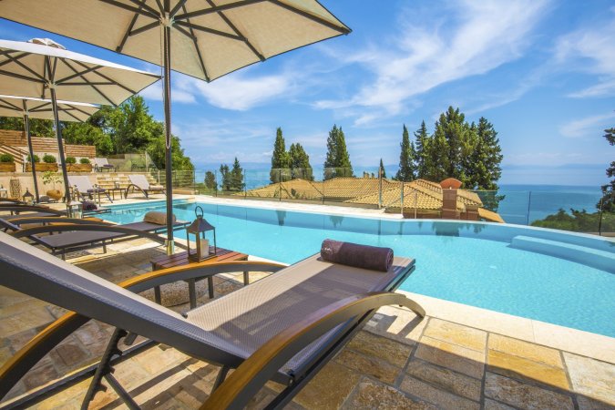 LA VISTA E BELLA ESTATE (NEAR ACHILLEION PALACE) SEAFRONT — снимка 4