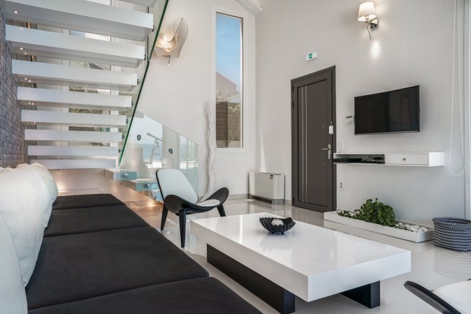 Luxury Villa Cavo Mare Thalassa with private pool & jacuzzi — снимка 4