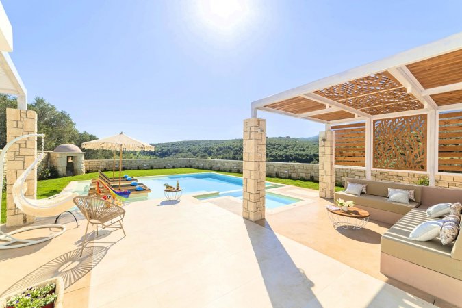 Blue Lake Villa Heated Pool — снимка 5