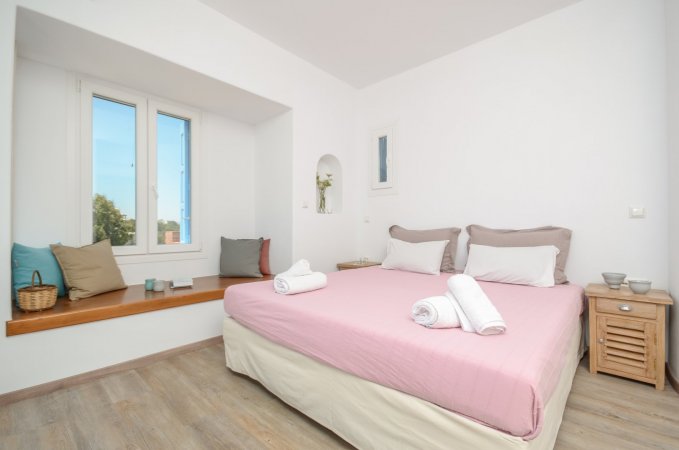 M. Vigla Naxos beachfront villas/4 bedrooms — снимка 2