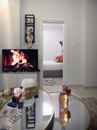 Psimithefto Luxury Apartments #1 — снимка 2