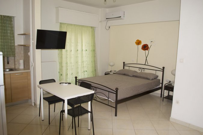 irias apartment — снимка 1