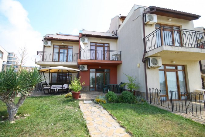 One bedroom ground floor apartment in Yalta — фотографија 2