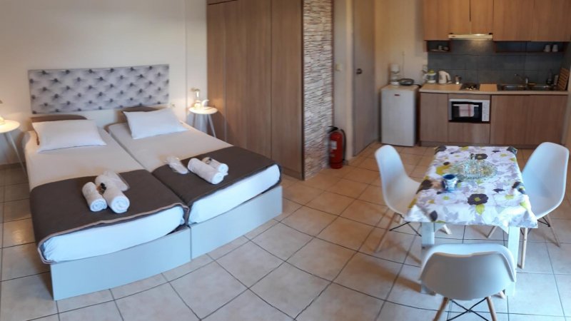 Marianna apartments Almyrida Chania 1 — снимка 2