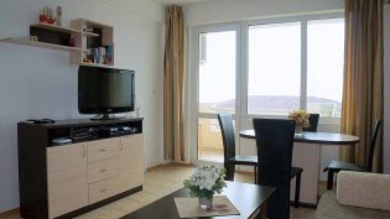 Apartment with 2 bedrooms in Sveti Vlas — fotoğraf 2