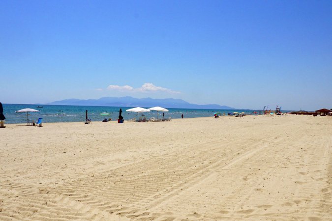 Tubaris Beach House — снимка 3